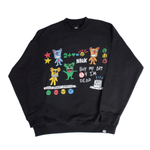 Sudadera negra con ilustraciones coloridas y frases, incluyendo 'BUY MY ART B4 I'M DEAD'.